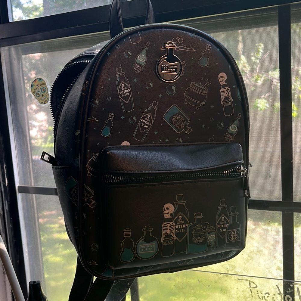 Harry Potter “poly juice potion” backpack